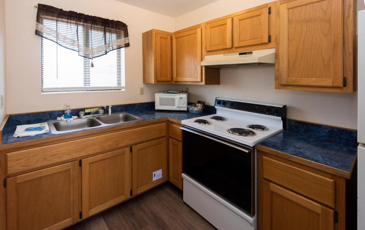 City Center Motel Hamilton Экстерьер фото